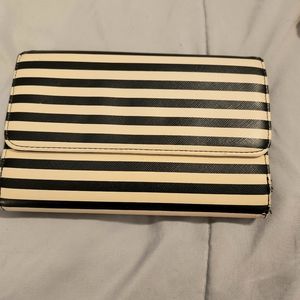 Designer Black and Cream Striped Zipper Closure Clutch Wallet